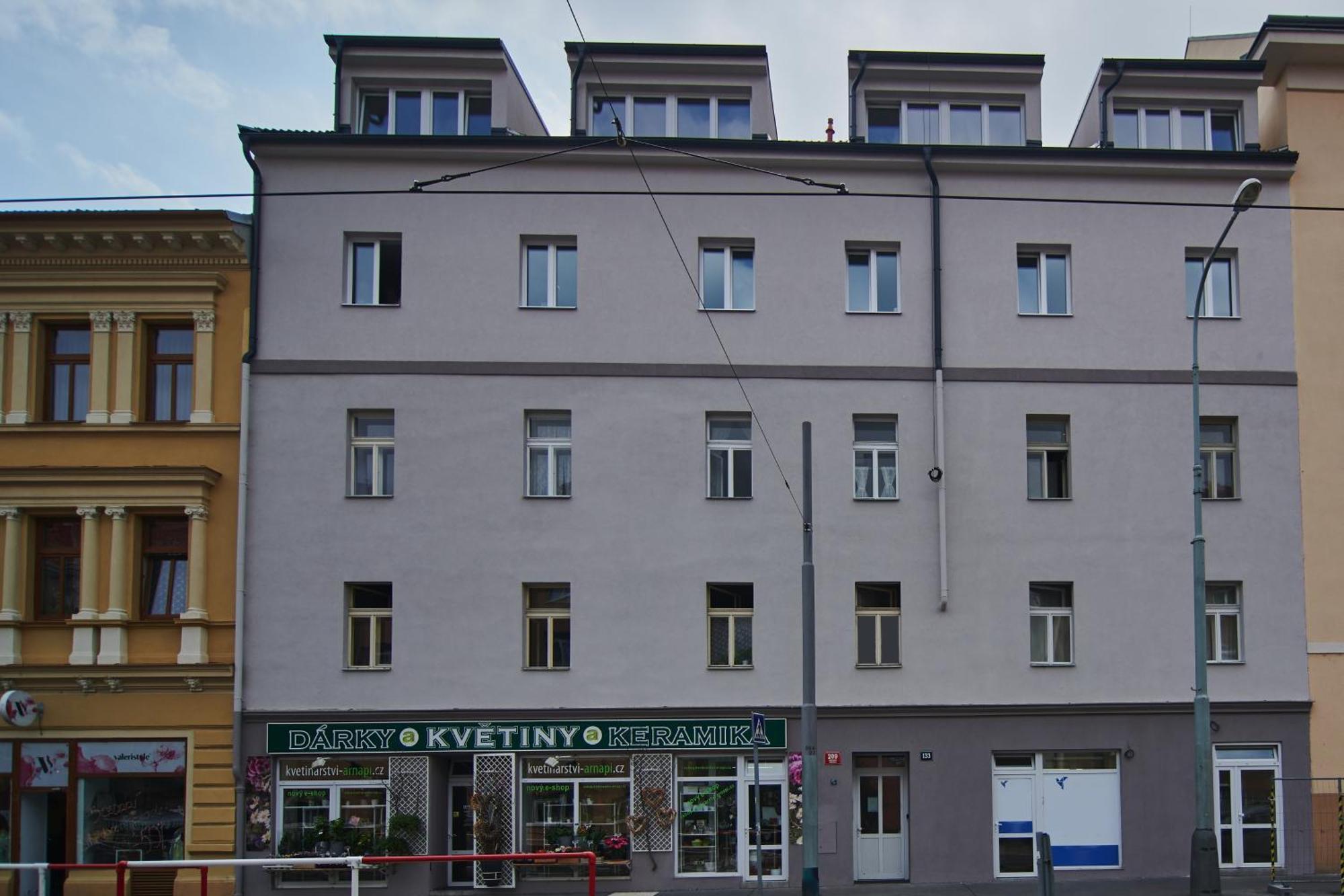 Cozy Apartments With Terrace Near Prague Castle Exterior photo