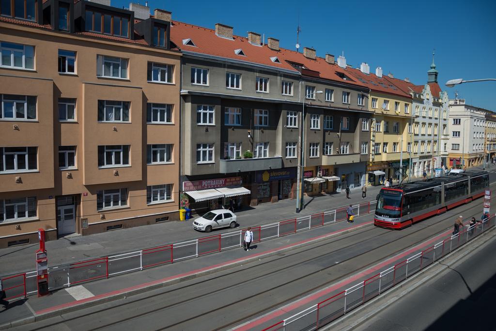 Cozy Apartments With Terrace Near Prague Castle Exterior photo